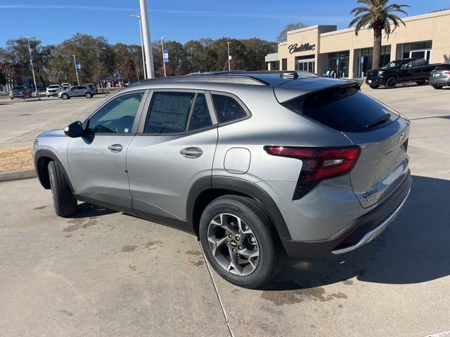 New 2026 Chevrolet Trax LT w/ Sunroof Package image 4