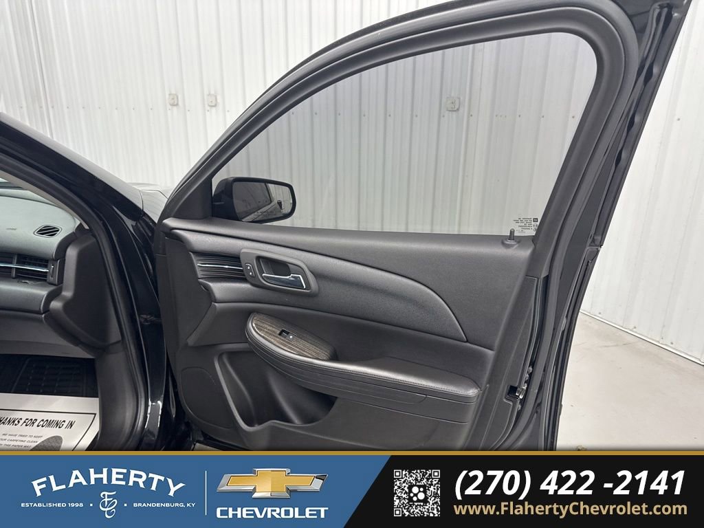 Used 2014 Chevrolet Malibu LT w/ Power Convenience Package image 13