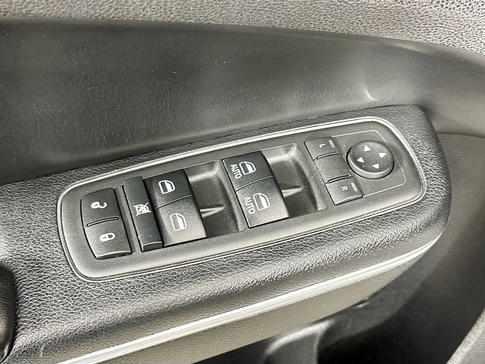 Used 2017 Chrysler 300 S w/ S Model Appearance Package image 19