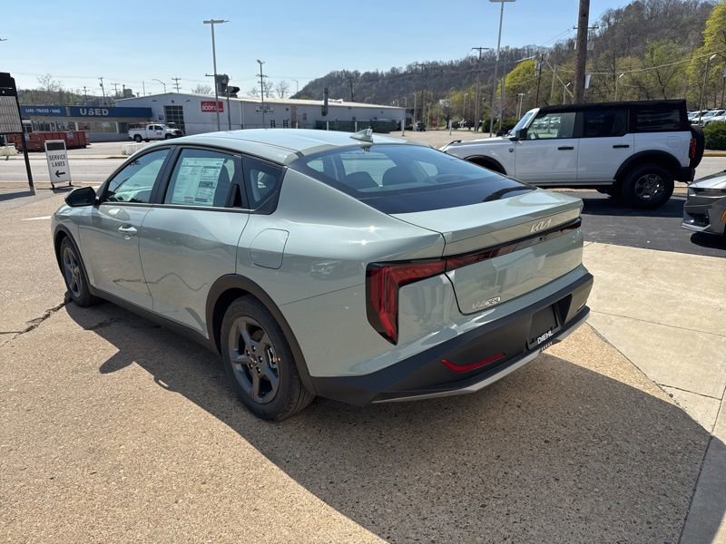 New 2026 Kia K4 LXS image 5