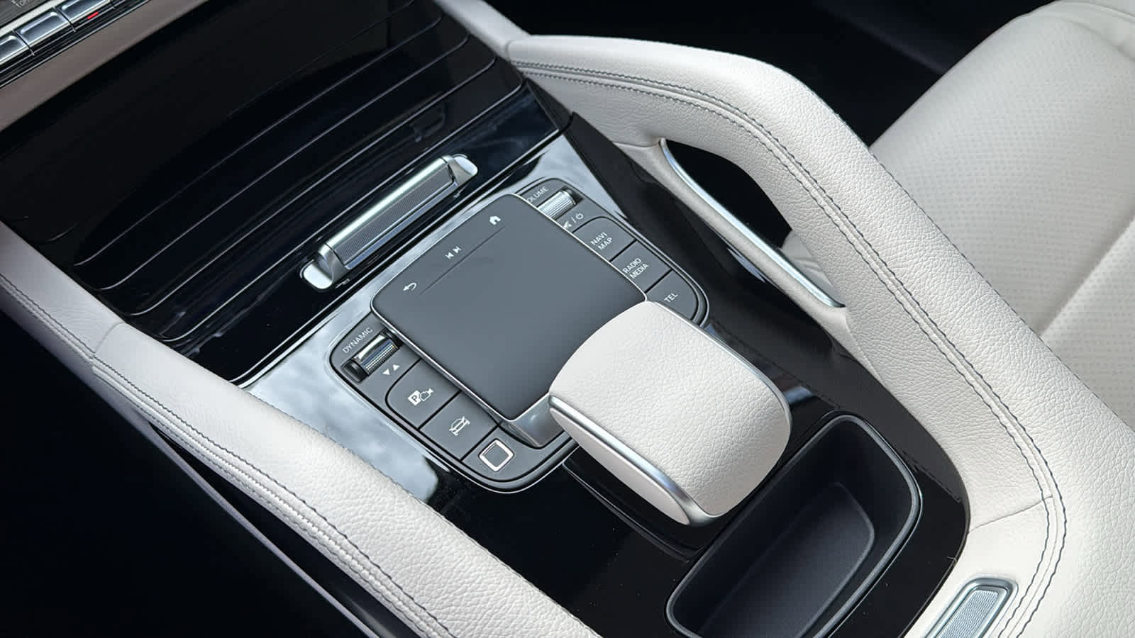 New 2026 Mercedes-Benz GLE 450 4MATIC image 25