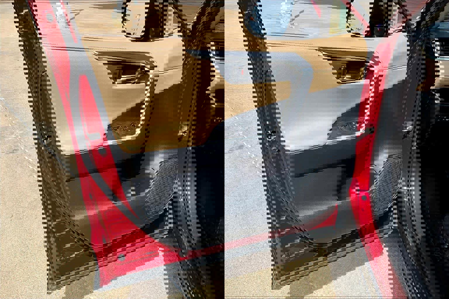 Used 2019 Toyota RAV4 Limited image 25