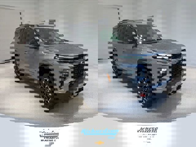 New 2026 Chevrolet Traverse Z71 w/ LPO, Floor Liner Package image 1