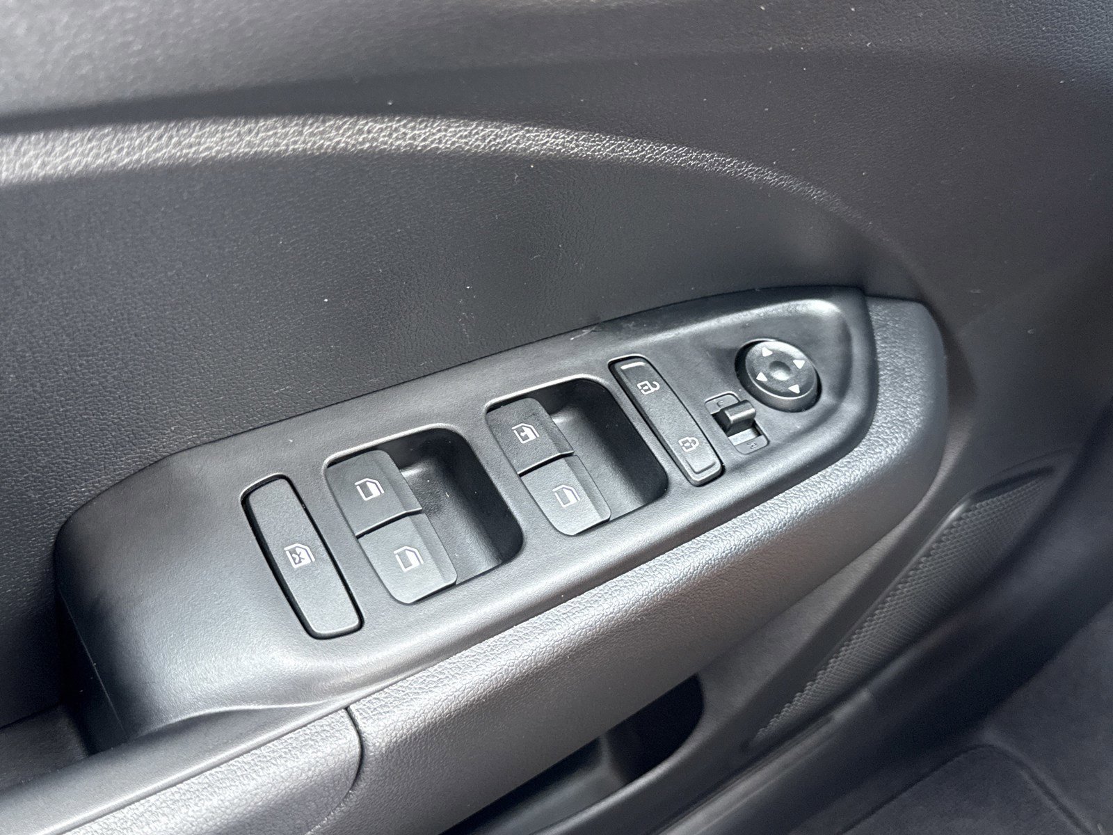 New 2026 Hyundai Venue SE FWD image 14