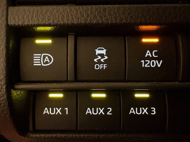 Used 2025 Toyota Tacoma TRD Sport w/ TRD Sport Premium Package AWD/4WD image 8
