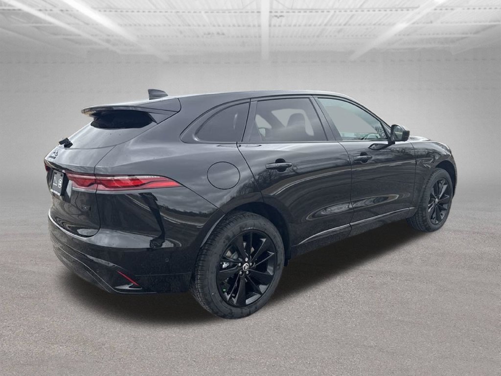 Certified 2026 Jaguar F-PACE R-Dynamic S AWD/4WD image 7