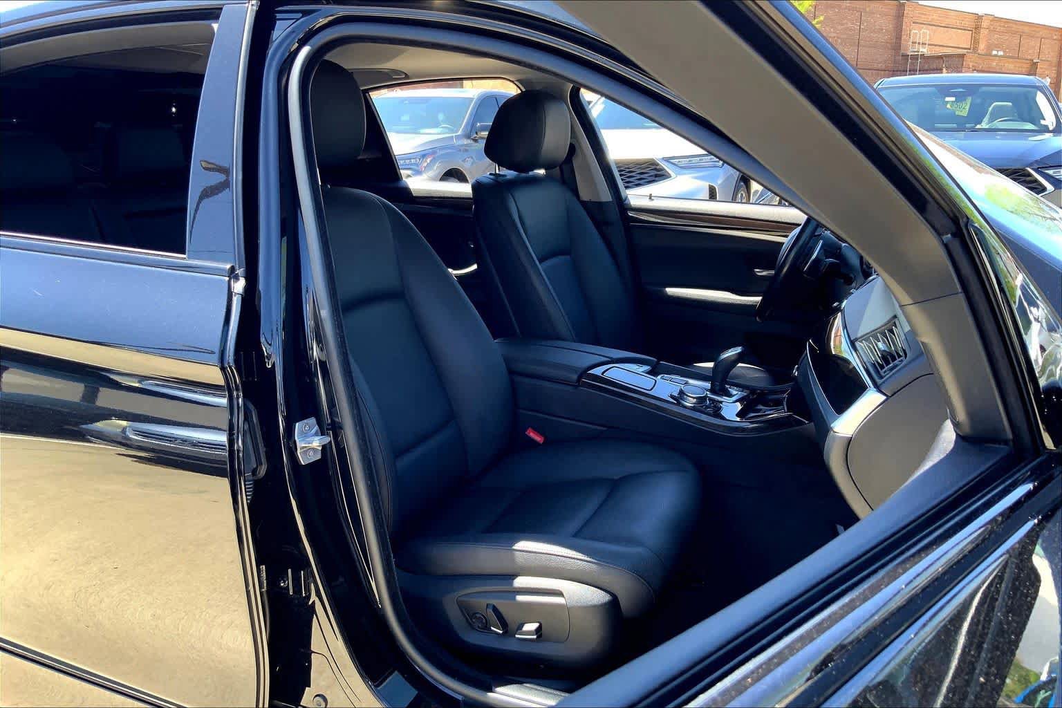 Used 2016 BMW 528i Sedan image 9
