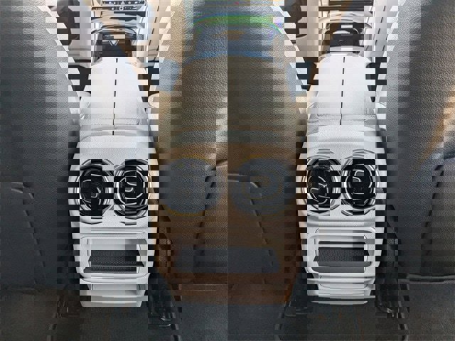 Used 2024 Mercedes-Benz GLC 300 4MATIC image 15