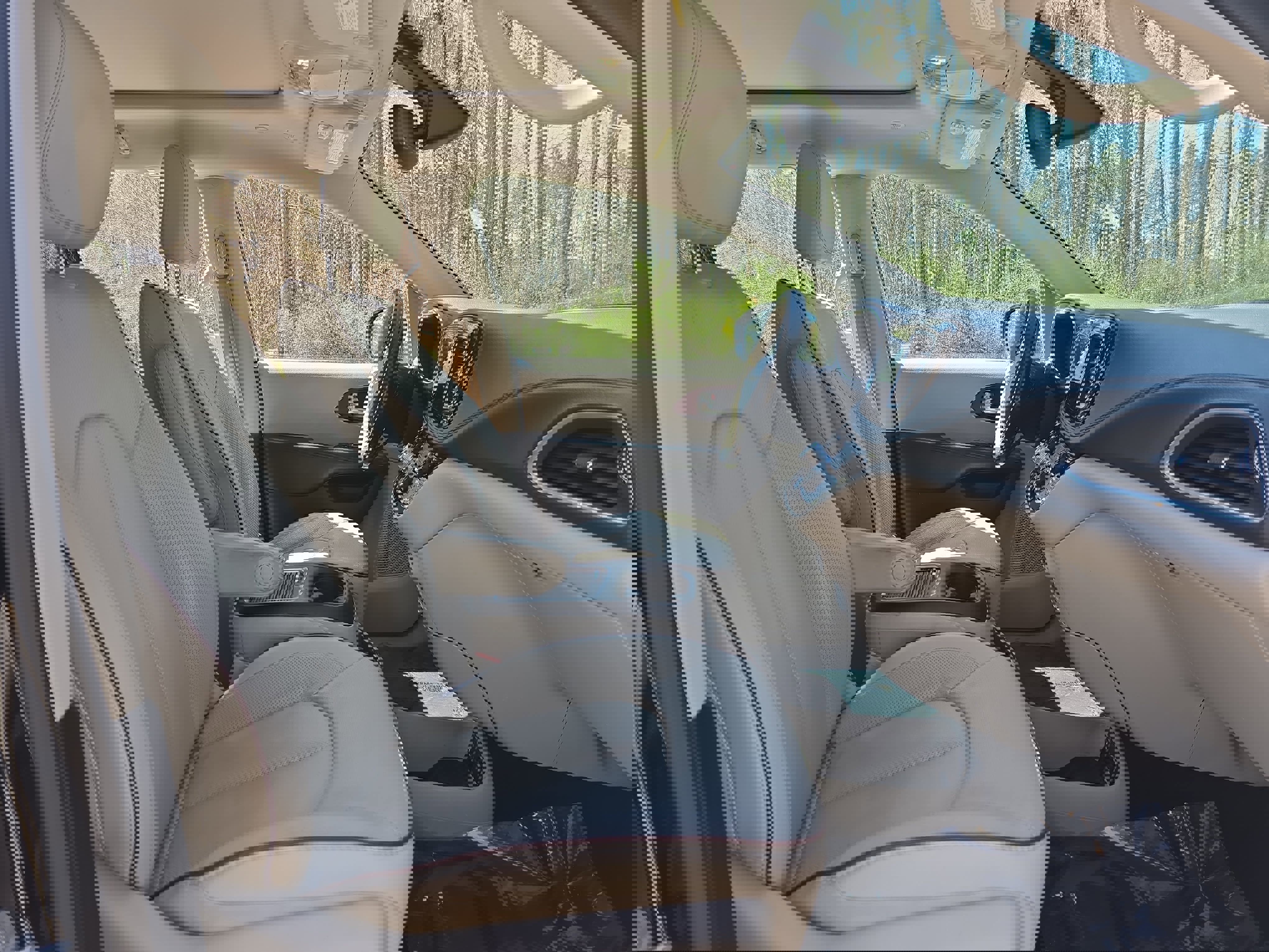 Used 2020 Chrysler Pacifica Limited image 10