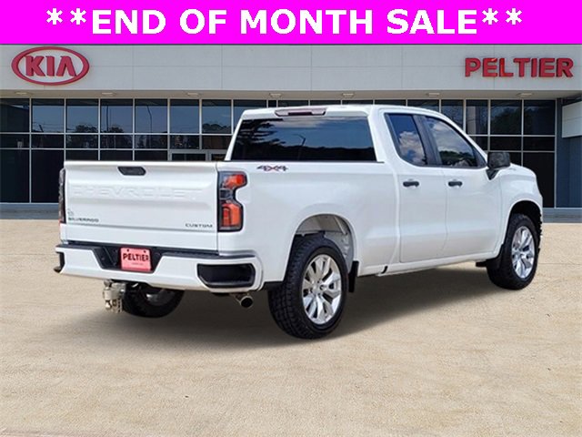 Used 2020 Chevrolet Silverado 1500 Custom w/ Custom Value Package image 4