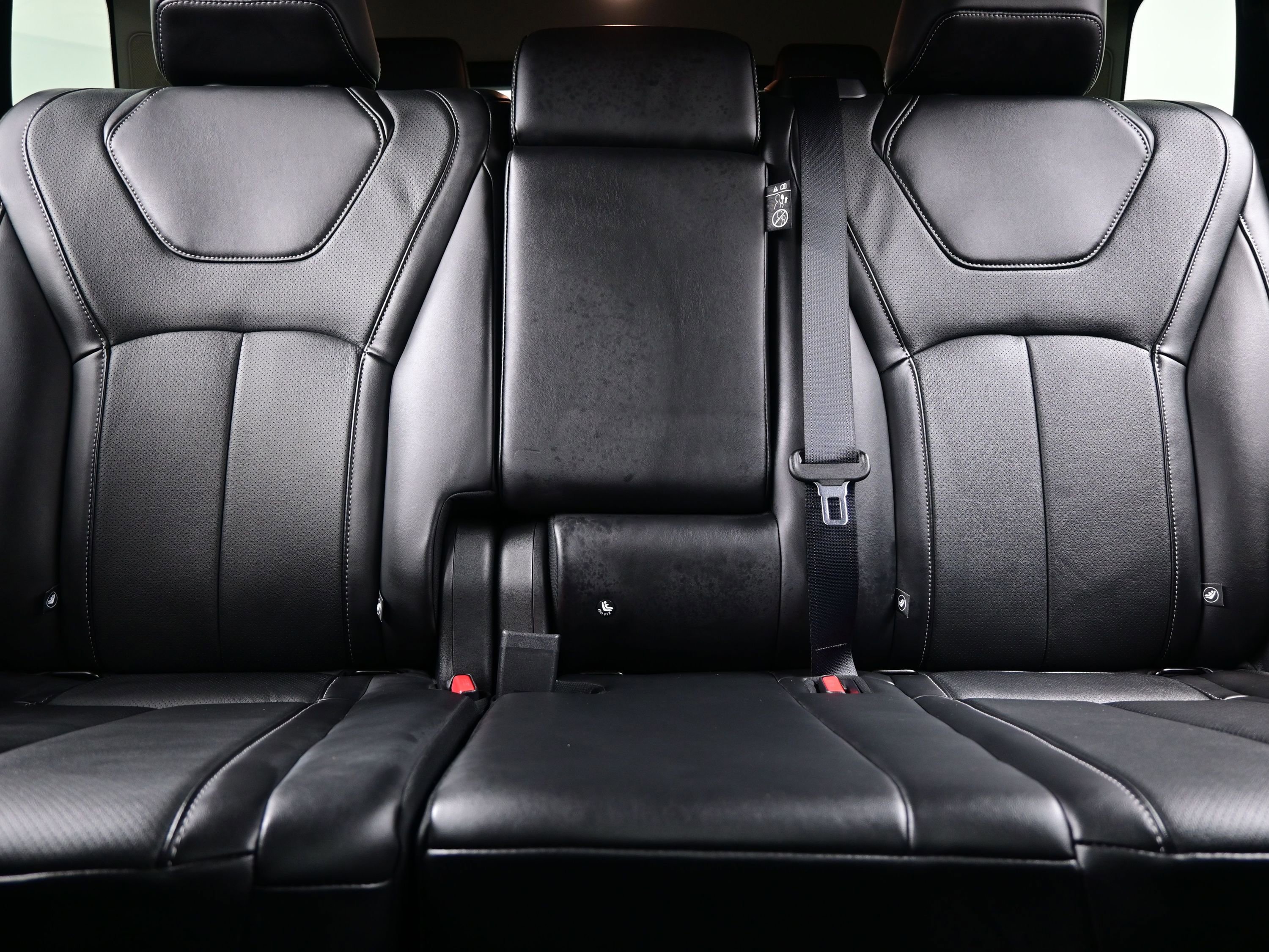 Used 2025 INFINITI QX60 Sensory w/ Vision Package image 16