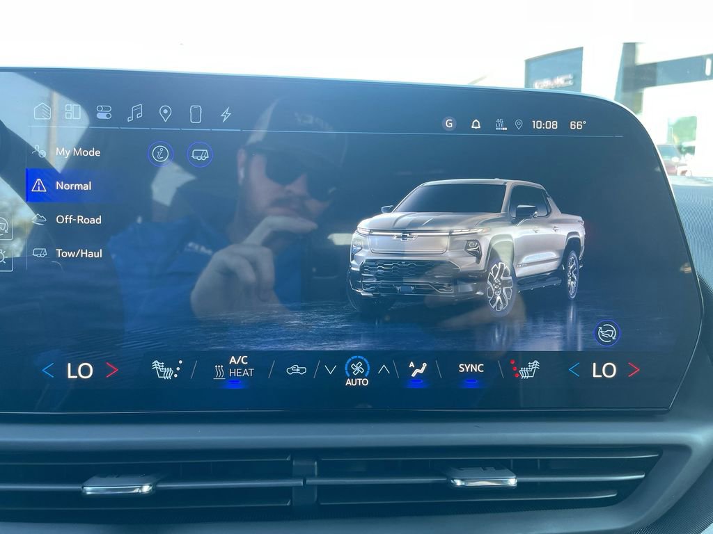 New 2026 Chevrolet Silverado EV LT image 22