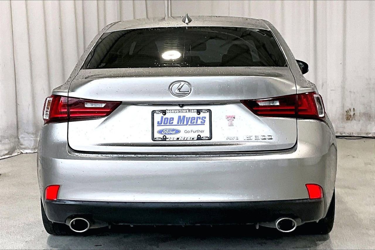 Used 2016 Lexus IS 300 AWD w/ Premium Package image 4