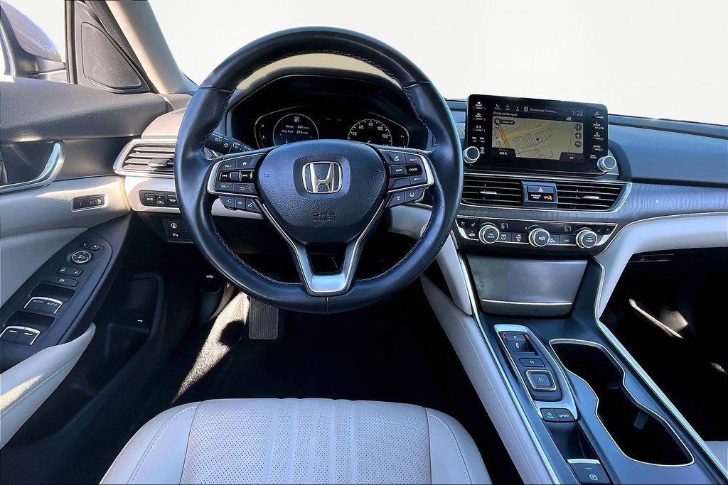 Used 2020 Honda Accord Touring image 9