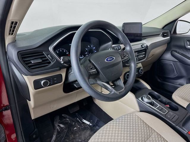 Certified 2020 Ford Escape SE image 9