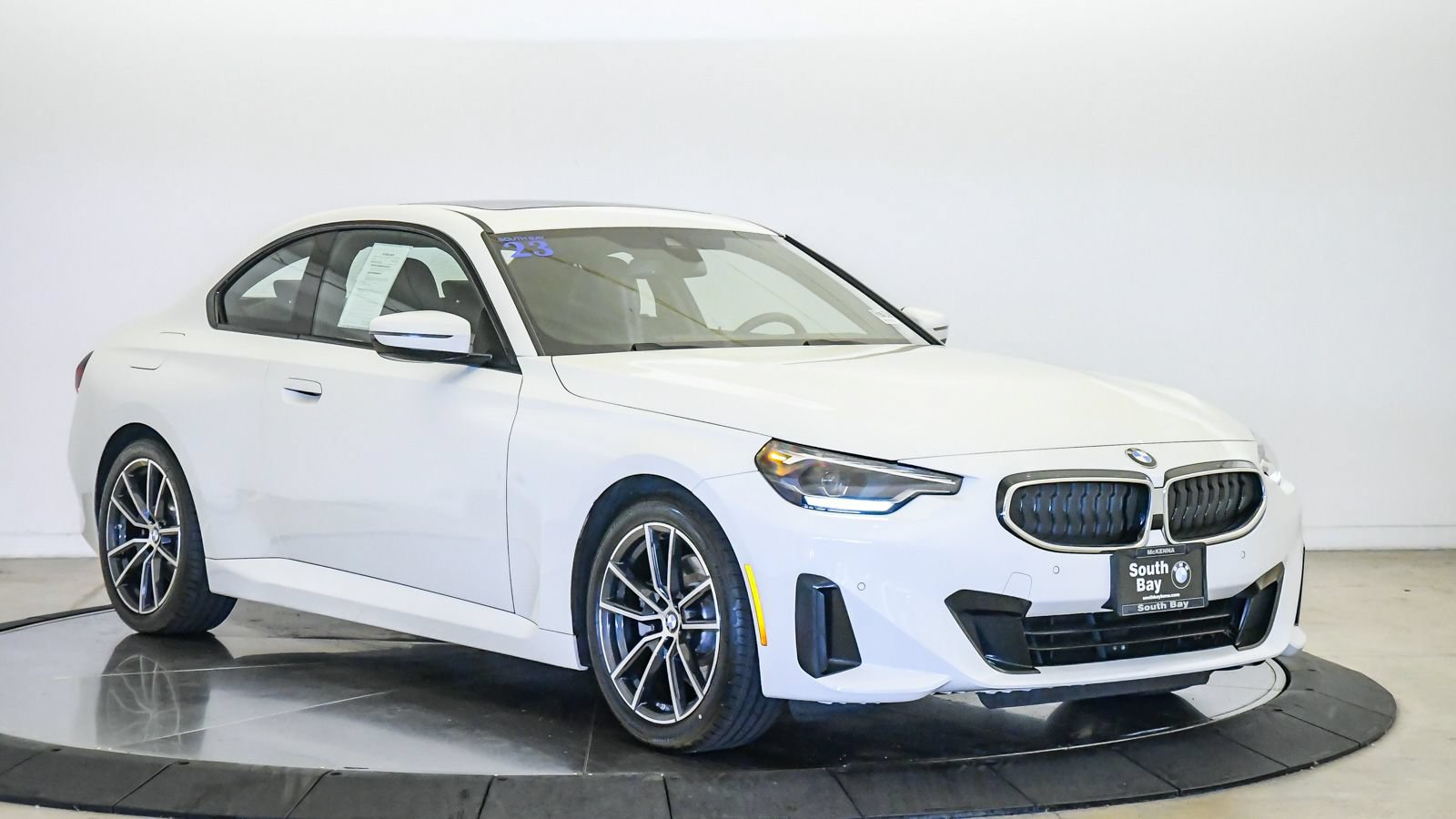 Used 2023 BMW 230i Coupe w/ Convenience Package RWD image 6