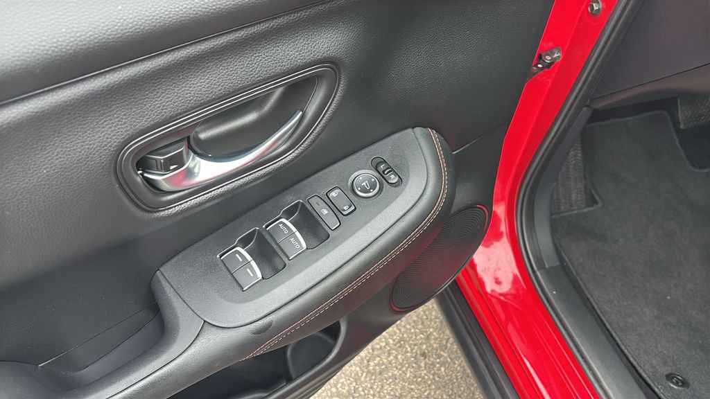 Certified 2025 Honda HR-V Sport image 14