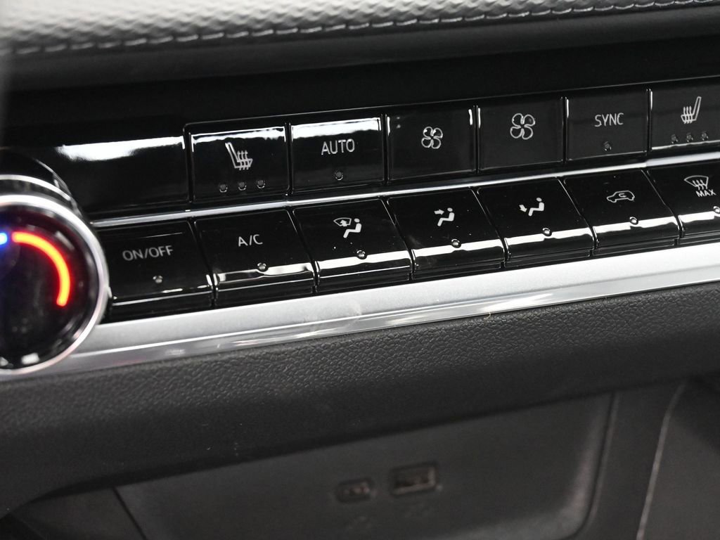 New 2026 Chevrolet Equinox LT w/ Convenience Package II image 23