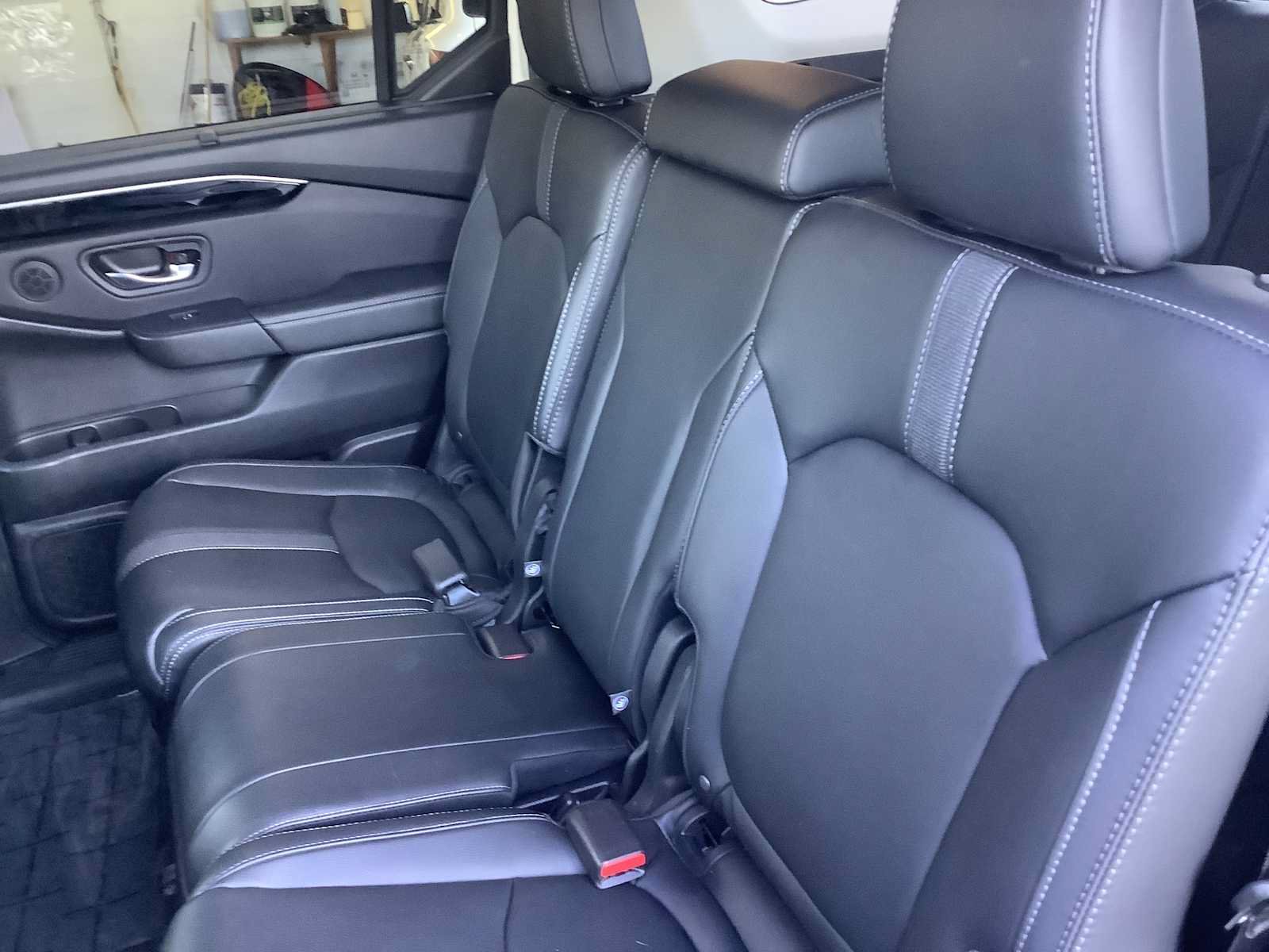Used 2024 Honda Pilot Touring image 13