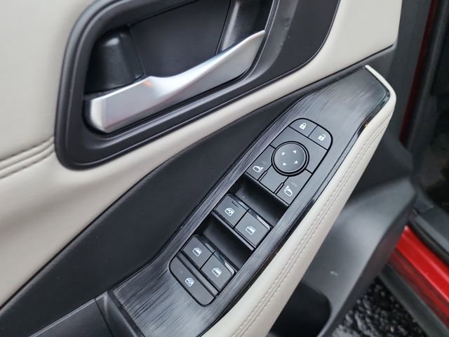 Used 2022 Nissan Rogue SV w/ SV Premium Package image 10