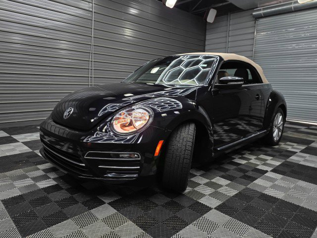 Used 2018 Volkswagen Beetle 2.0T S w/ Style & Comfort Package FWD image 36