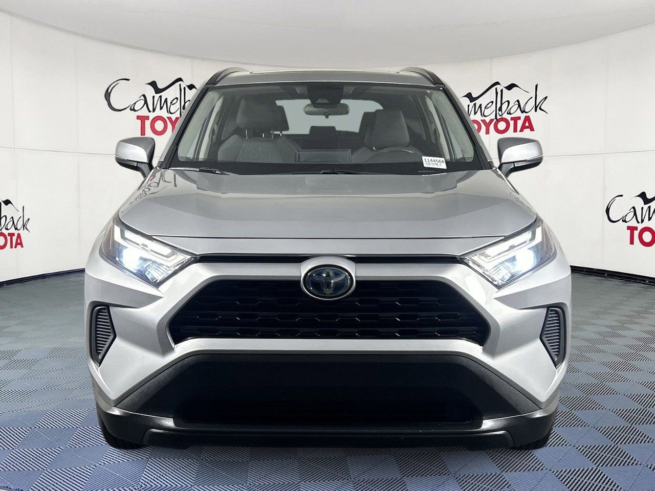 Used 2022 Toyota RAV4 XLE w/ Convenience Package image 3
