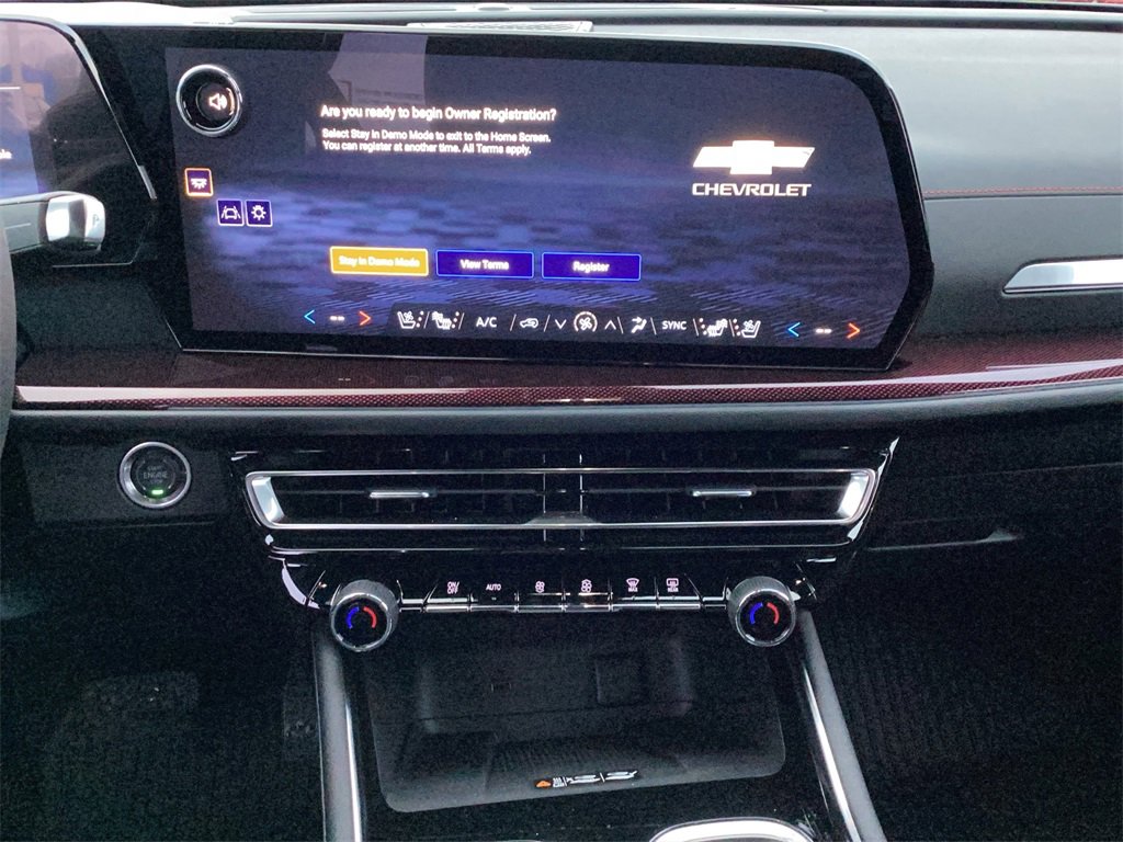 New 2026 Chevrolet Traverse RS w/ LPO, Floor Liner Package image 16