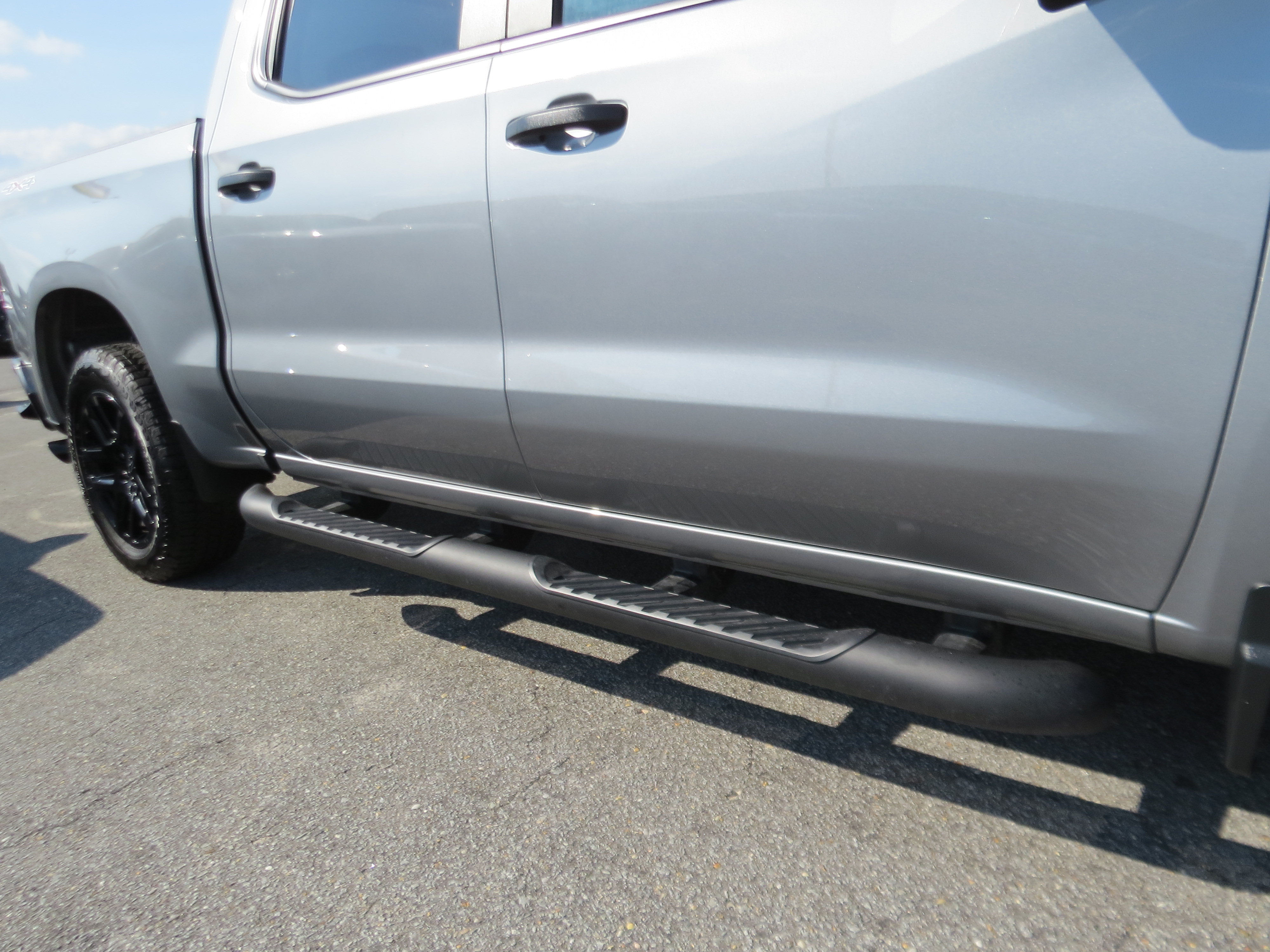 Used 2025 Chevrolet Silverado 1500 Custom w/ Turbomax Blackout Package AWD/4WD image 13