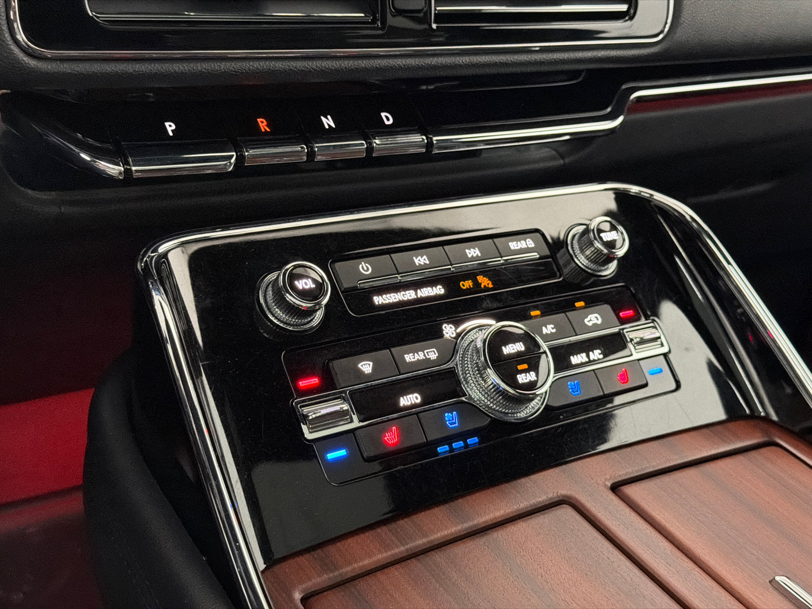 Certified 2023 Lincoln Navigator L Reserve AWD/4WD image 30