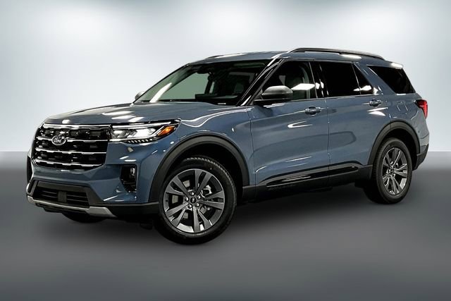 New 2026 Ford Explorer Active image 2
