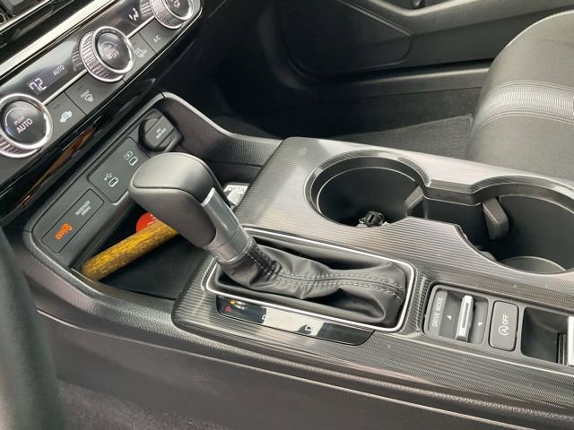 Used 2025 Honda Civic Sport image 16