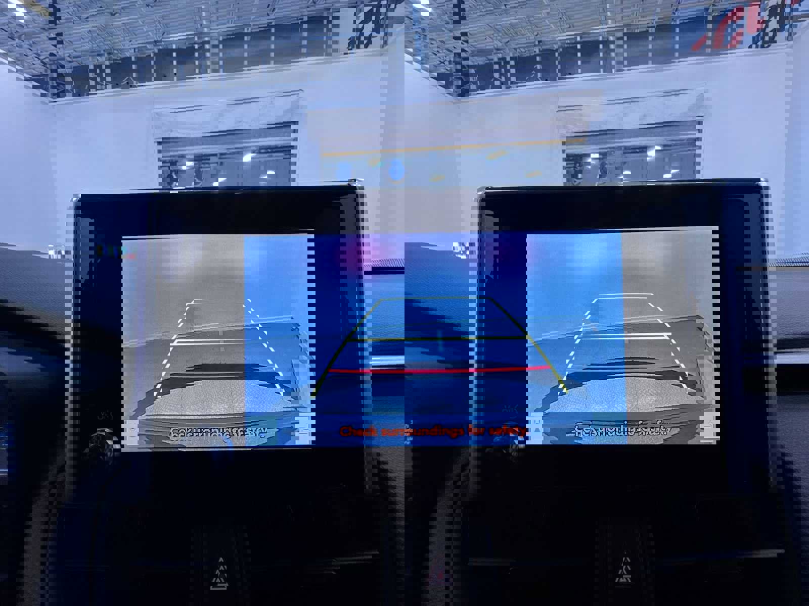 Used 2024 Toyota RAV4 LE AWD/4WD image 18