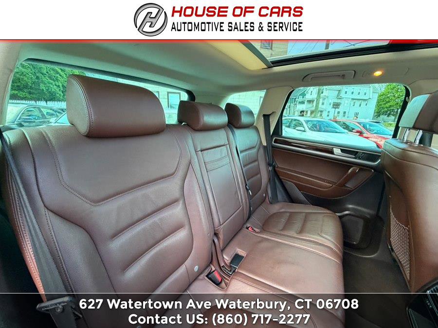Used 2013 Volkswagen Touareg TDI AWD/4WD image 41