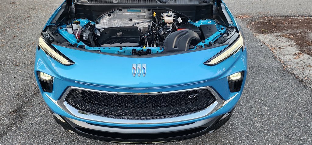 Used 2025 Buick Encore GX Sport Touring image 17