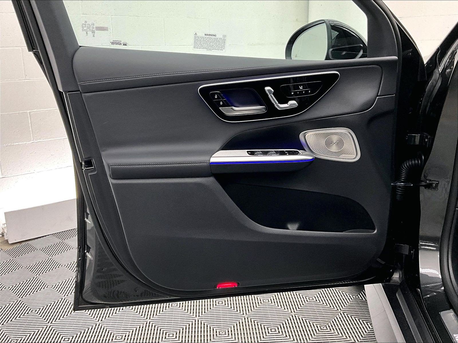 Certified 2025 Mercedes-Benz GLC 300 4MATIC w/ AMG Line image 24