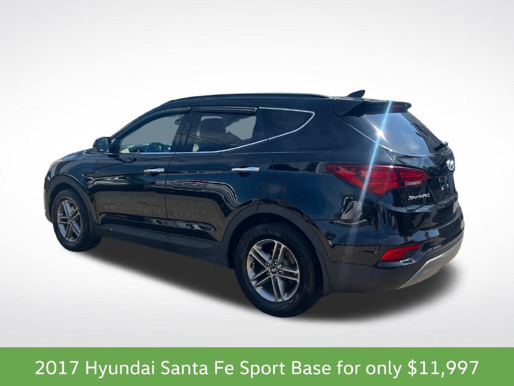 Used 2017 Hyundai Santa Fe Sport FWD image 3