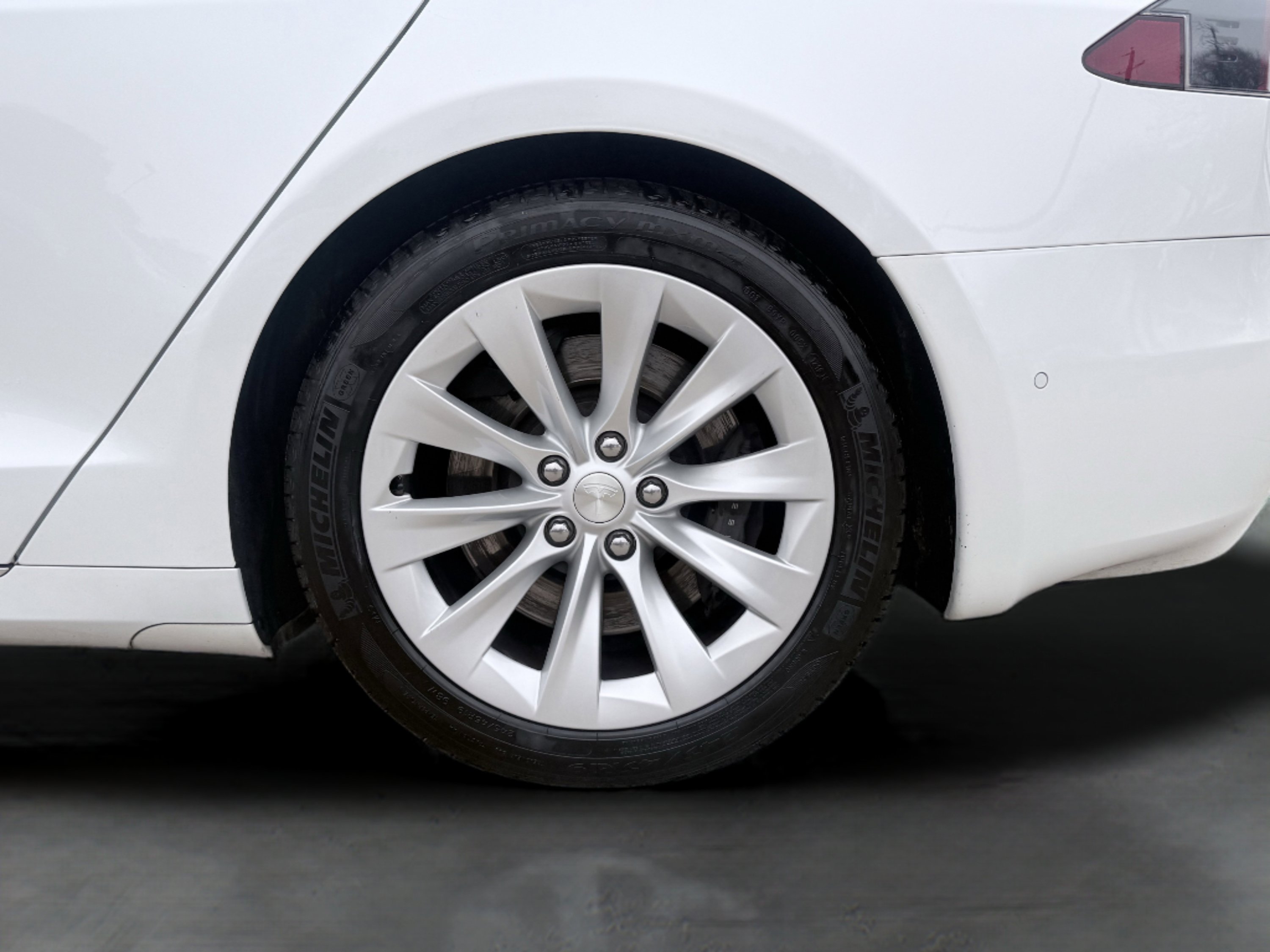 Used 2016 Tesla Model S 75D image 15