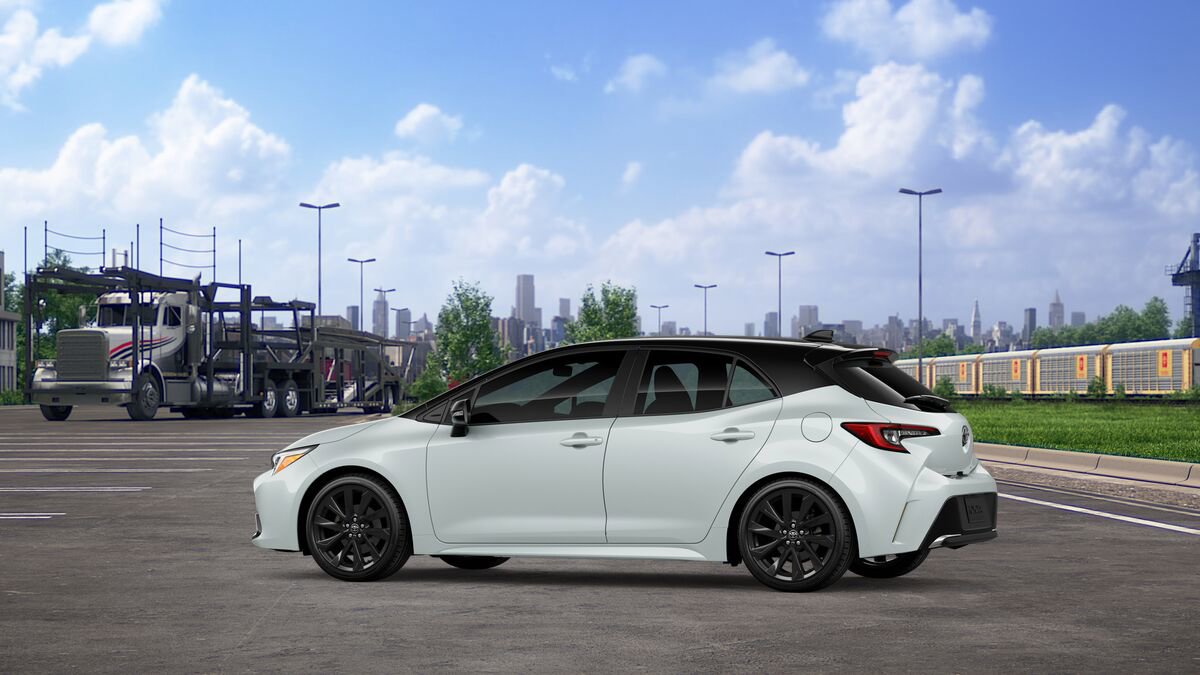 New 2026 Toyota Corolla XSE FWD image 5