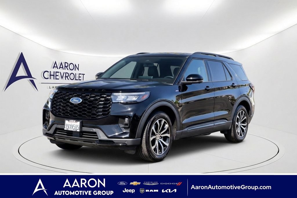Used 2025 Ford Explorer ST-Line w/ Premium Package