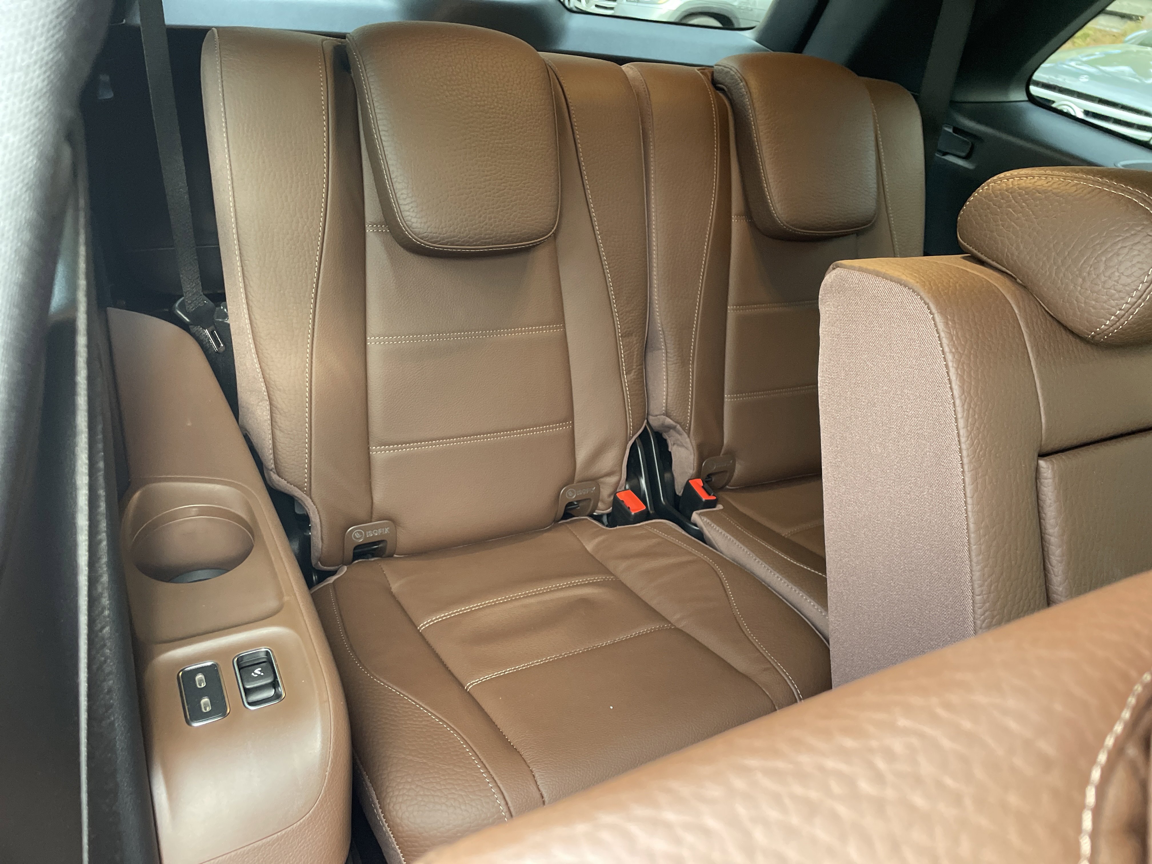 Certified 2024 Mercedes-Benz GLS 580 4MATIC image 48