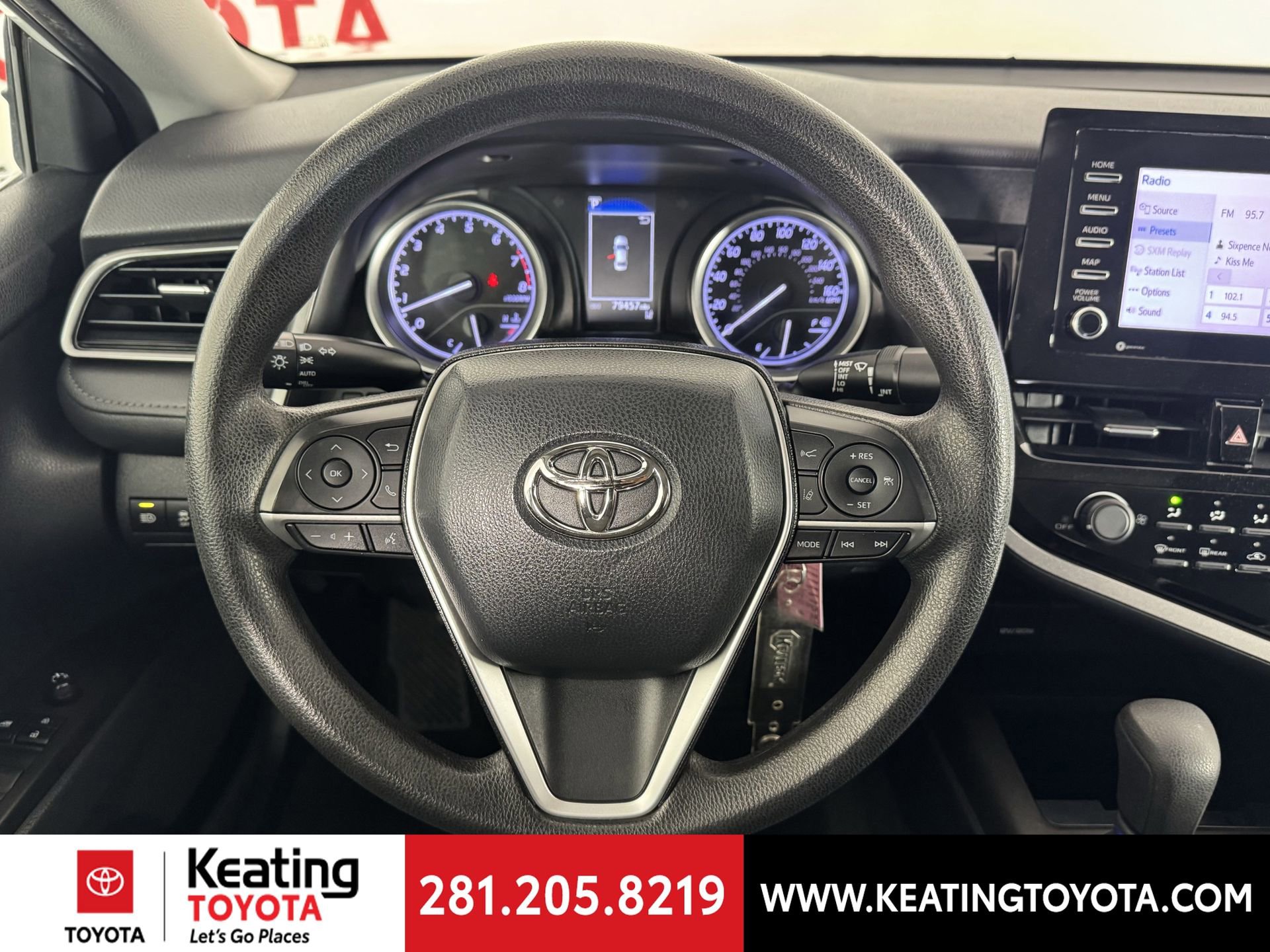 Used 2021 Toyota Camry LE image 28