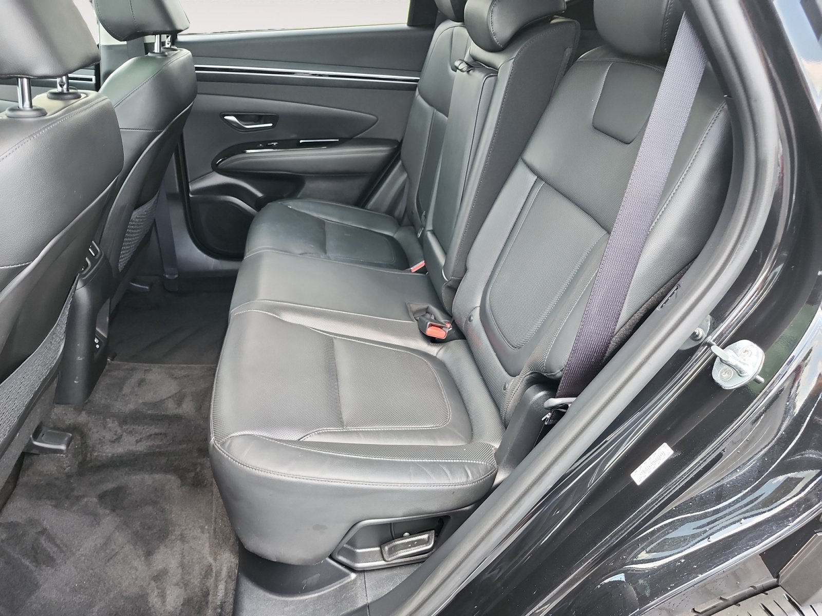 Used 2022 Hyundai Tucson Limited AWD/4WD image 13