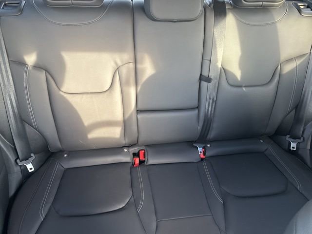 Used 2021 Jeep Renegade Limited w/ Luxury Group II image 15