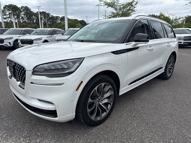 Used 2023 Lincoln Aviator Grand Touring w/ Equipment Group 301A AWD/4WD image 16