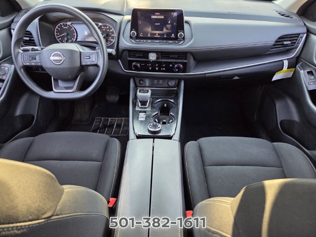 Used 2025 Nissan Rogue S AWD/4WD image 12