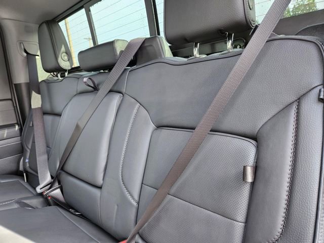 Used 2025 GMC Sierra 3500 Denali image 20