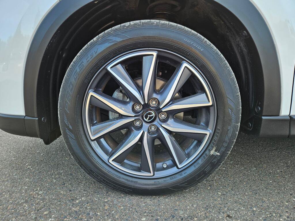 Used 2018 MAZDA CX-5 Touring w/ Preferred Equipment Package AWD/4WD image 8