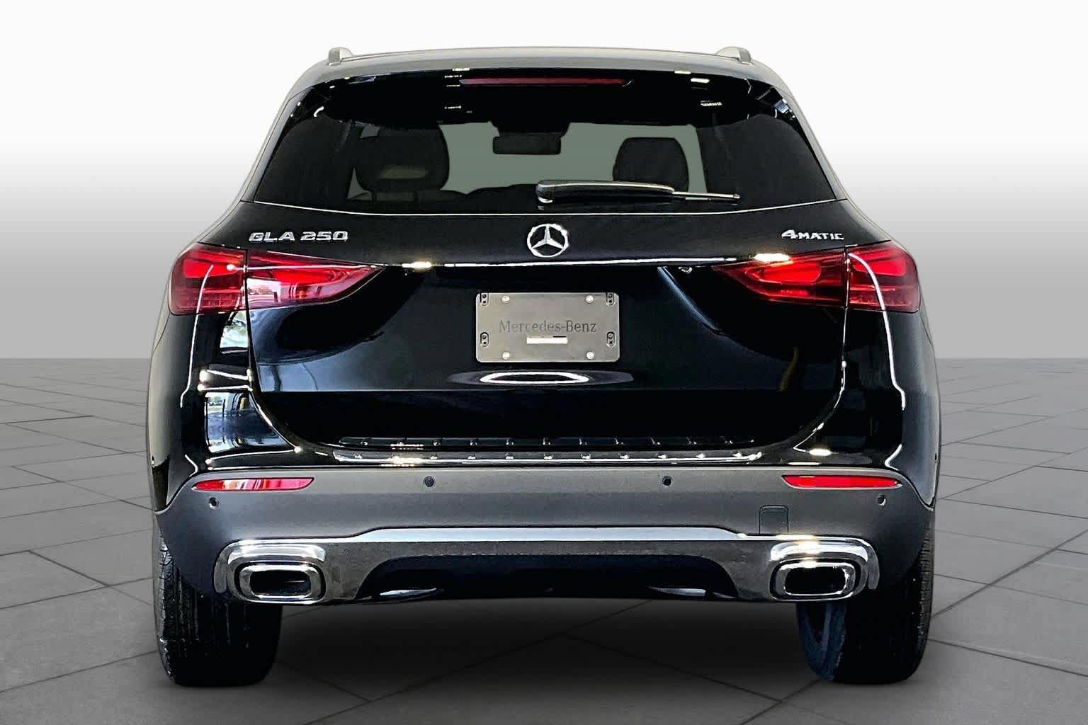 New 2026 Mercedes-Benz GLA 250 4MATIC image 4