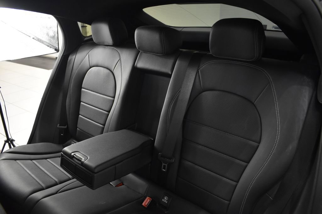 Used 2022 Mercedes-Benz GLC 300 4MATIC Coupe image 44