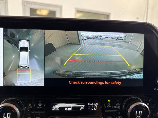 Used 2025 Toyota Highlander Platinum AWD/4WD image 27